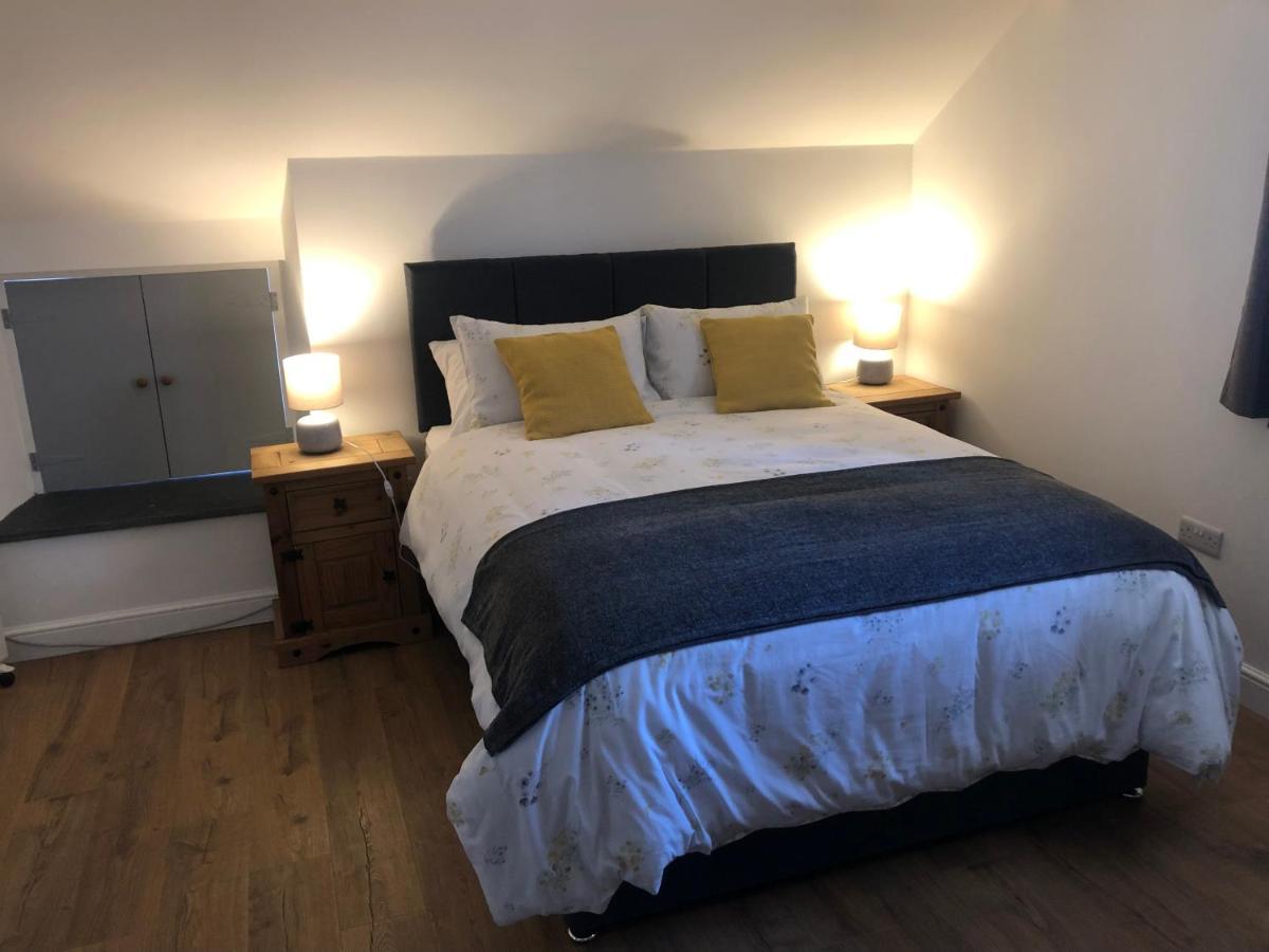 The Nest @ Ji-Binc, A Large Spacious Apartment. Denbigh Exteriör bild