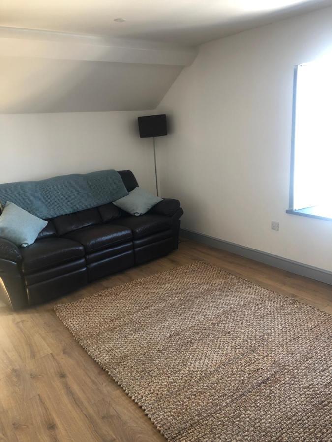 The Nest @ Ji-Binc, A Large Spacious Apartment. Denbigh Exteriör bild